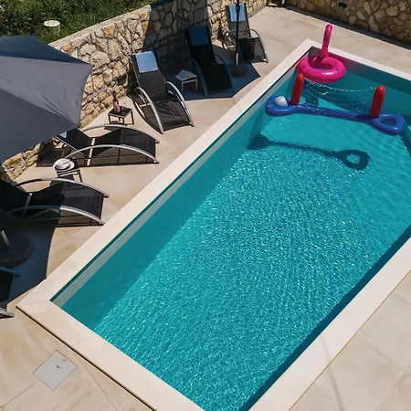 Awesome In Veliki With Sauna Feriehus Zaton (Dubrovnik-Neretva)