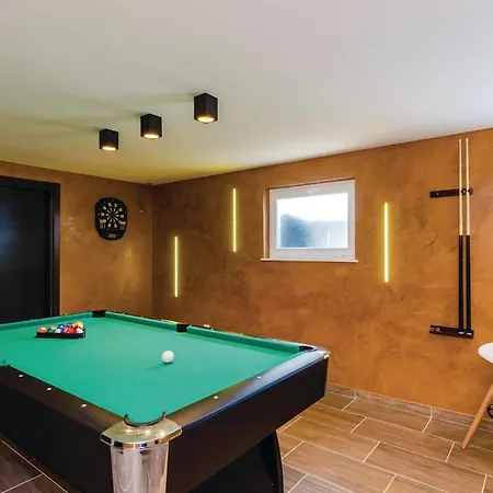 Awesome In Veliki With Sauna Feriehus