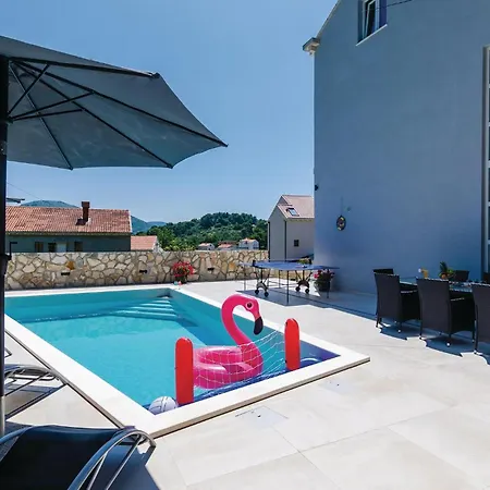 Awesome In Veliki With Sauna